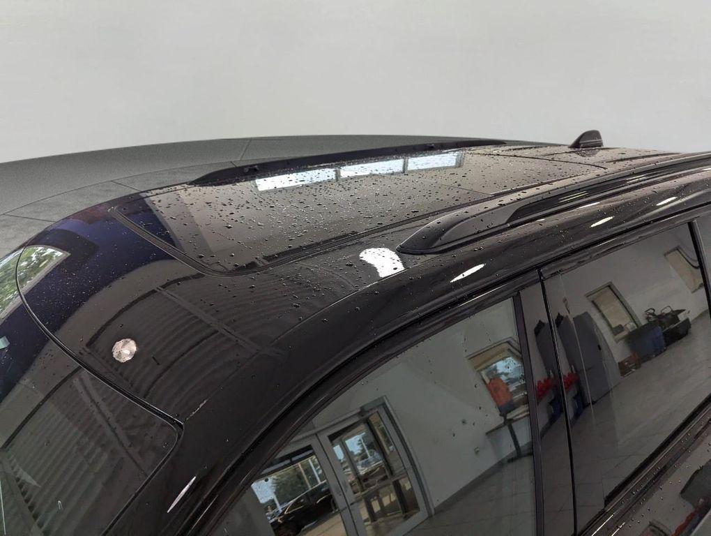 new 2025 Jeep Grand Cherokee car, priced at $47,605