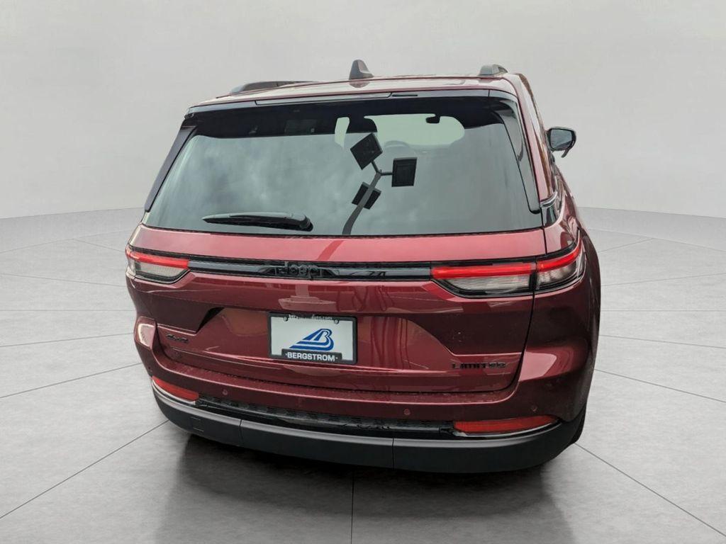 new 2025 Jeep Grand Cherokee car, priced at $47,725