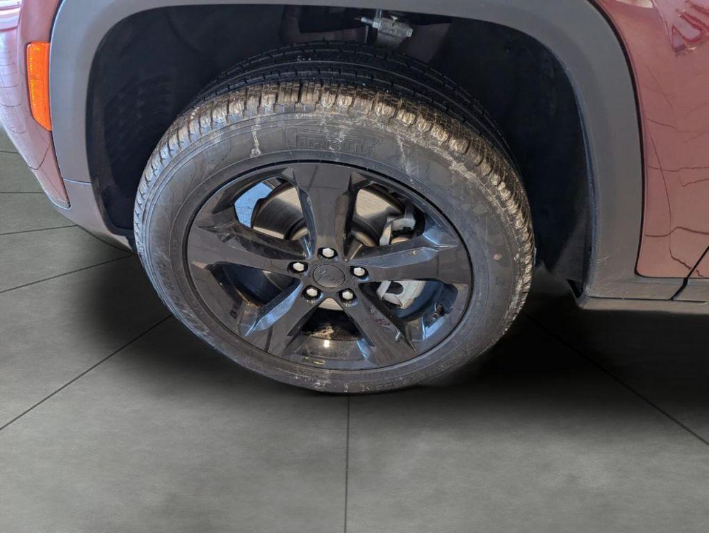 new 2025 Jeep Grand Cherokee L car, priced at $47,635