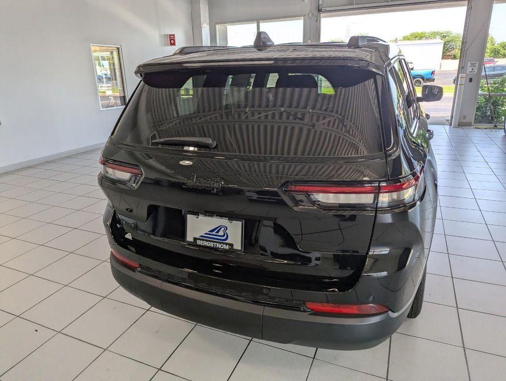new 2025 Jeep Grand Cherokee L car, priced at $43,435