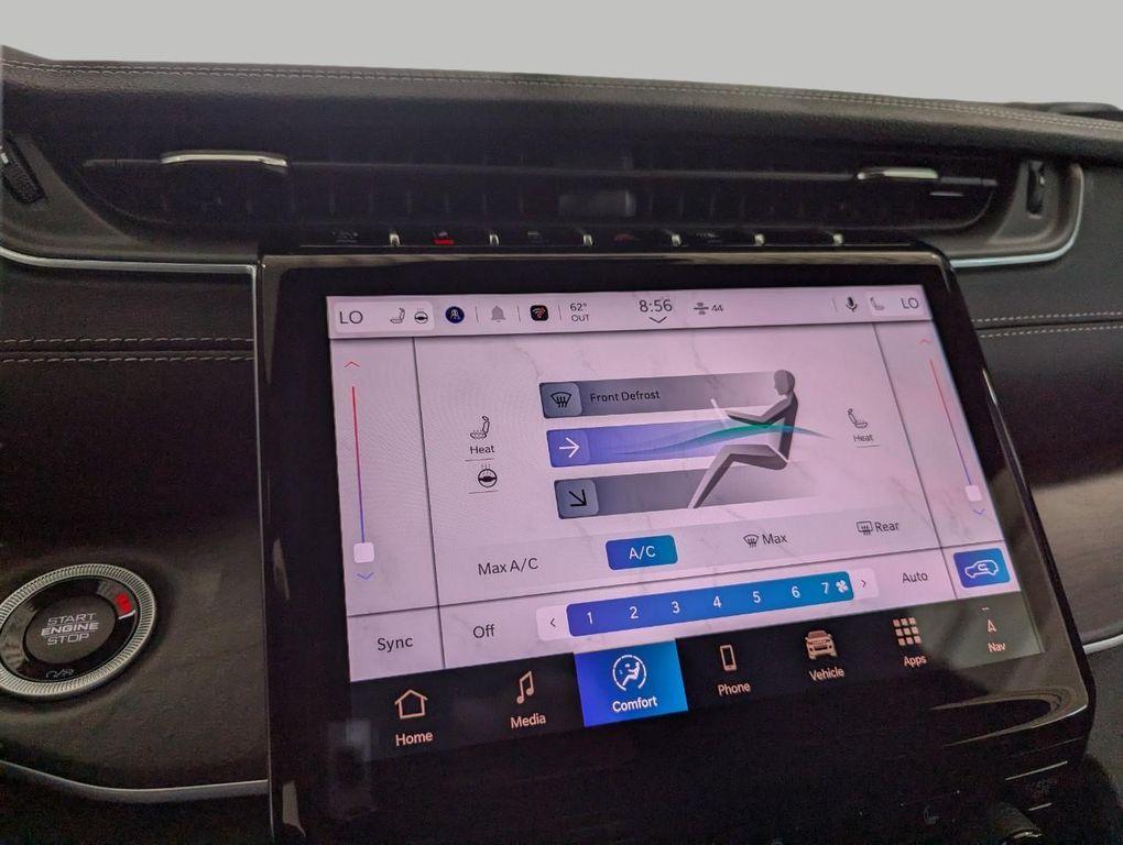 new 2025 Jeep Grand Cherokee car, priced at $47,605