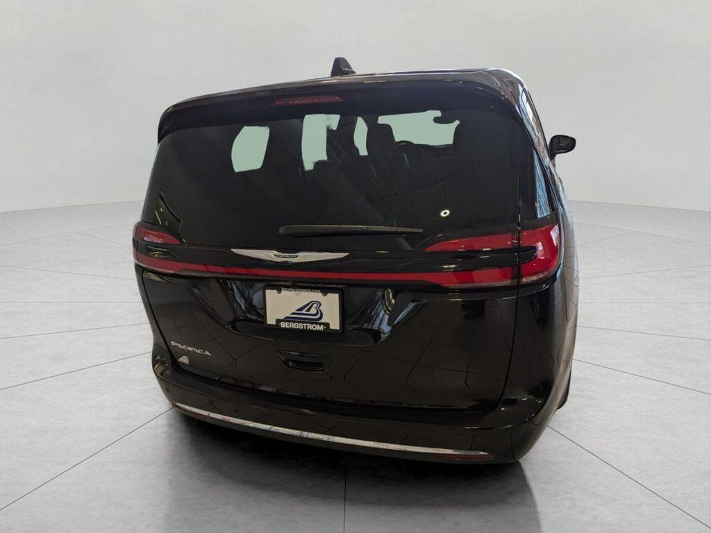 new 2026 Chrysler Pacifica car, priced at $38,275