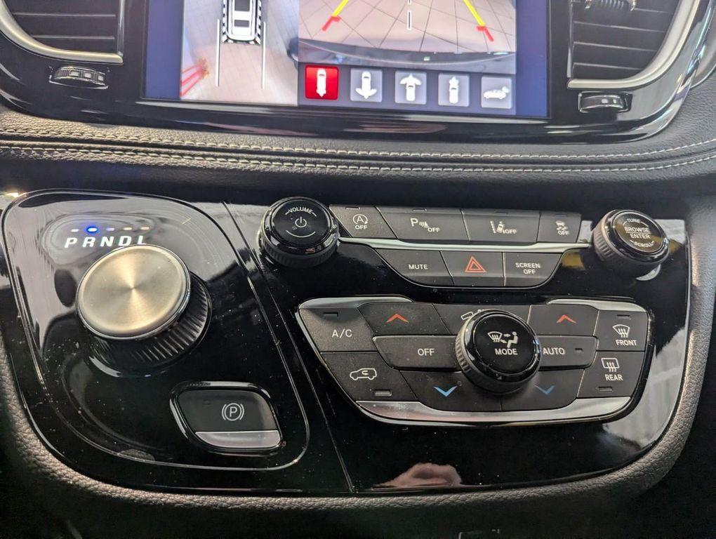 new 2026 Chrysler Pacifica car, priced at $38,275