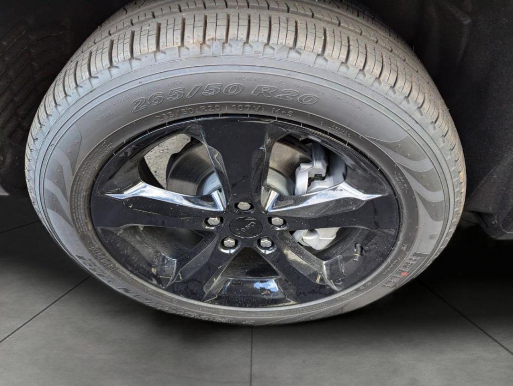 new 2025 Jeep Grand Cherokee car, priced at $47,725