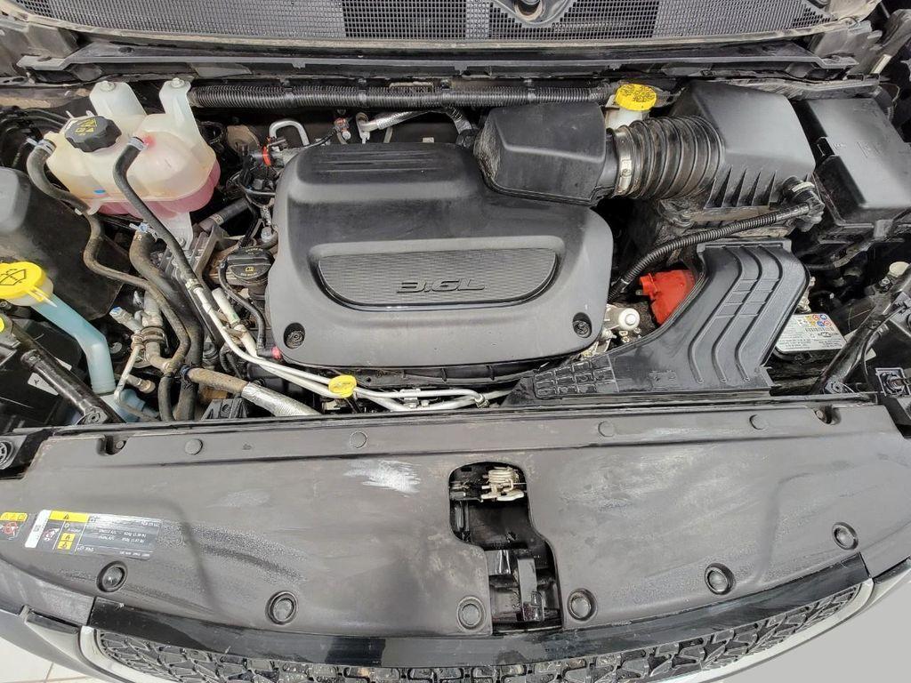 used 2024 Chrysler Pacifica car, priced at $29,238