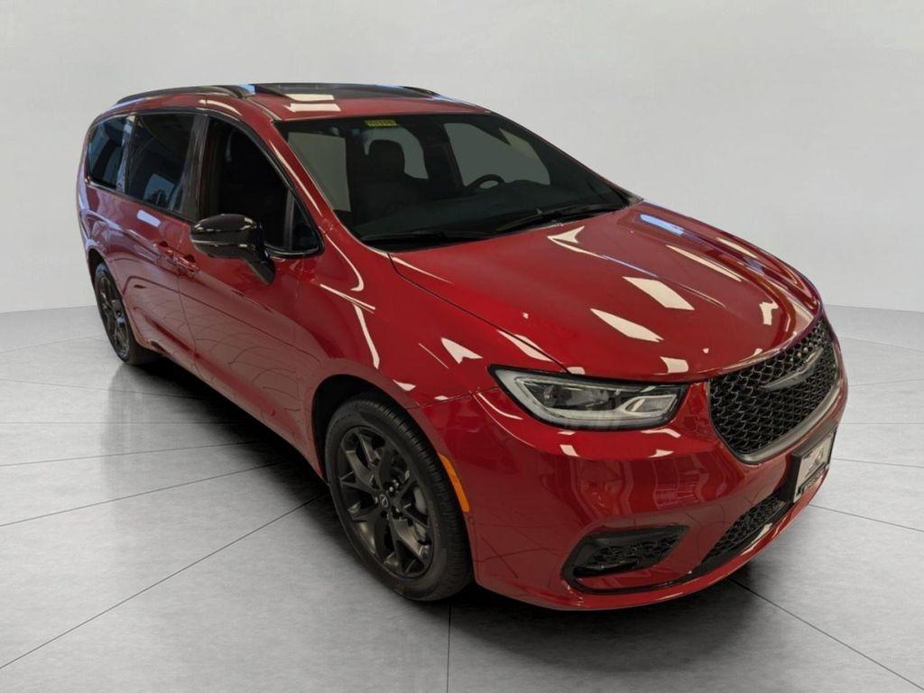 new 2026 Chrysler Pacifica car, priced at $50,736