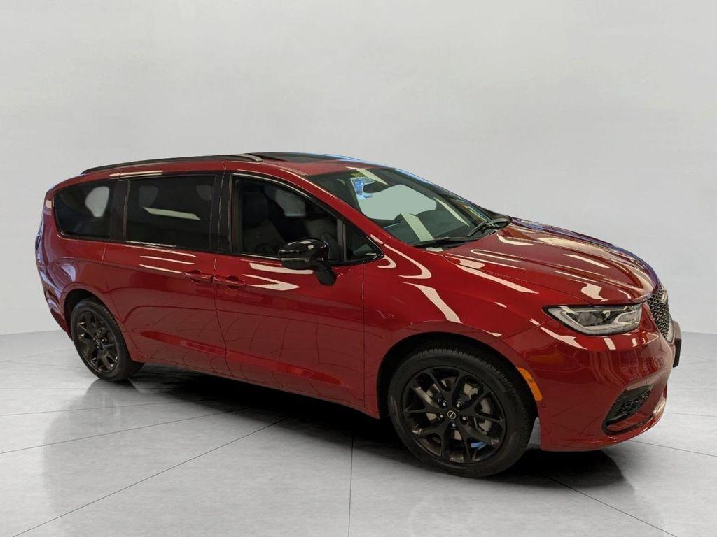 new 2026 Chrysler Pacifica car, priced at $50,736