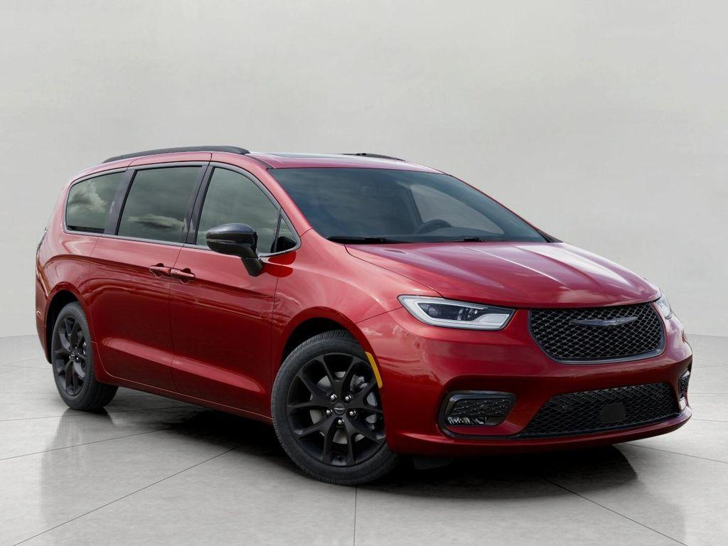 new 2026 Chrysler Pacifica car, priced at $46,835