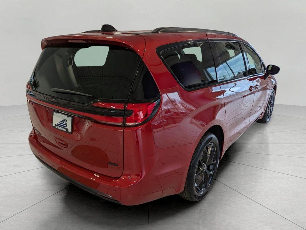 new 2026 Chrysler Pacifica car, priced at $46,835