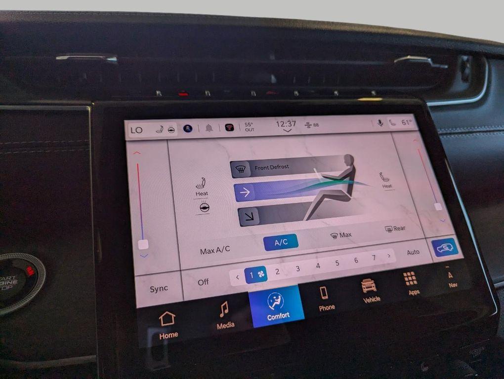 new 2025 Jeep Grand Cherokee car, priced at $47,725