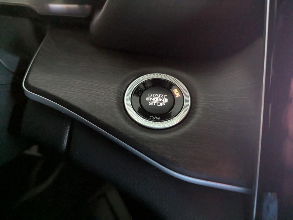 new 2025 Jeep Grand Cherokee L car, priced at $49,525