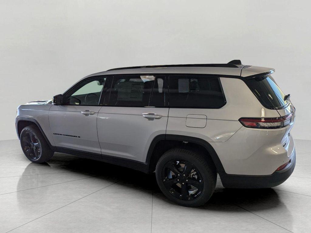 new 2025 Jeep Grand Cherokee L car, priced at $49,525