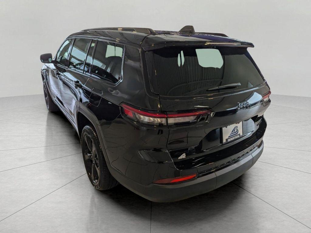 new 2025 Jeep Grand Cherokee L car, priced at $49,025