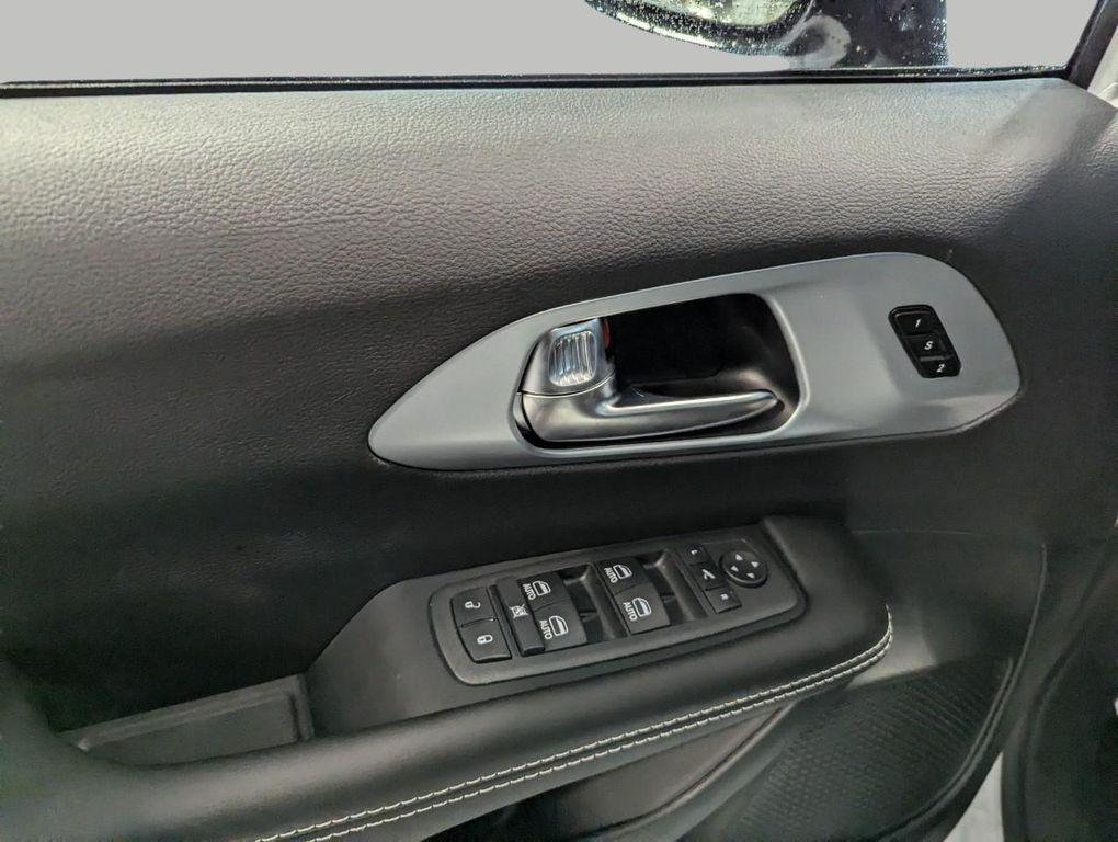 new 2026 Chrysler Pacifica car, priced at $52,512