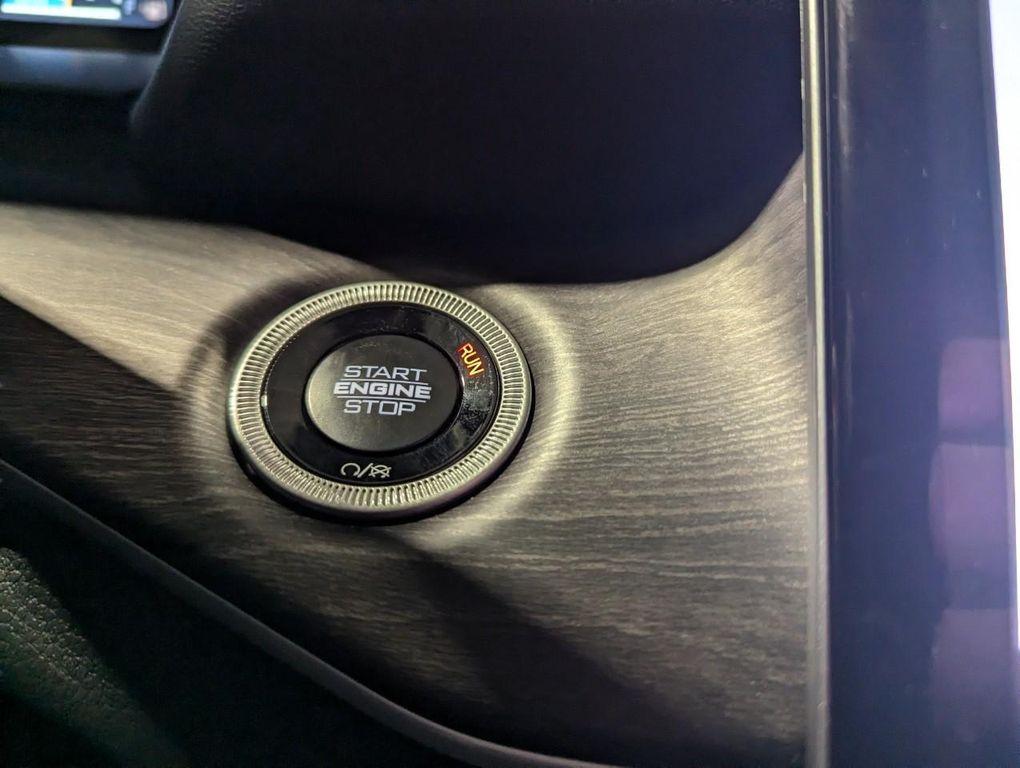 new 2025 Jeep Grand Cherokee car, priced at $44,725