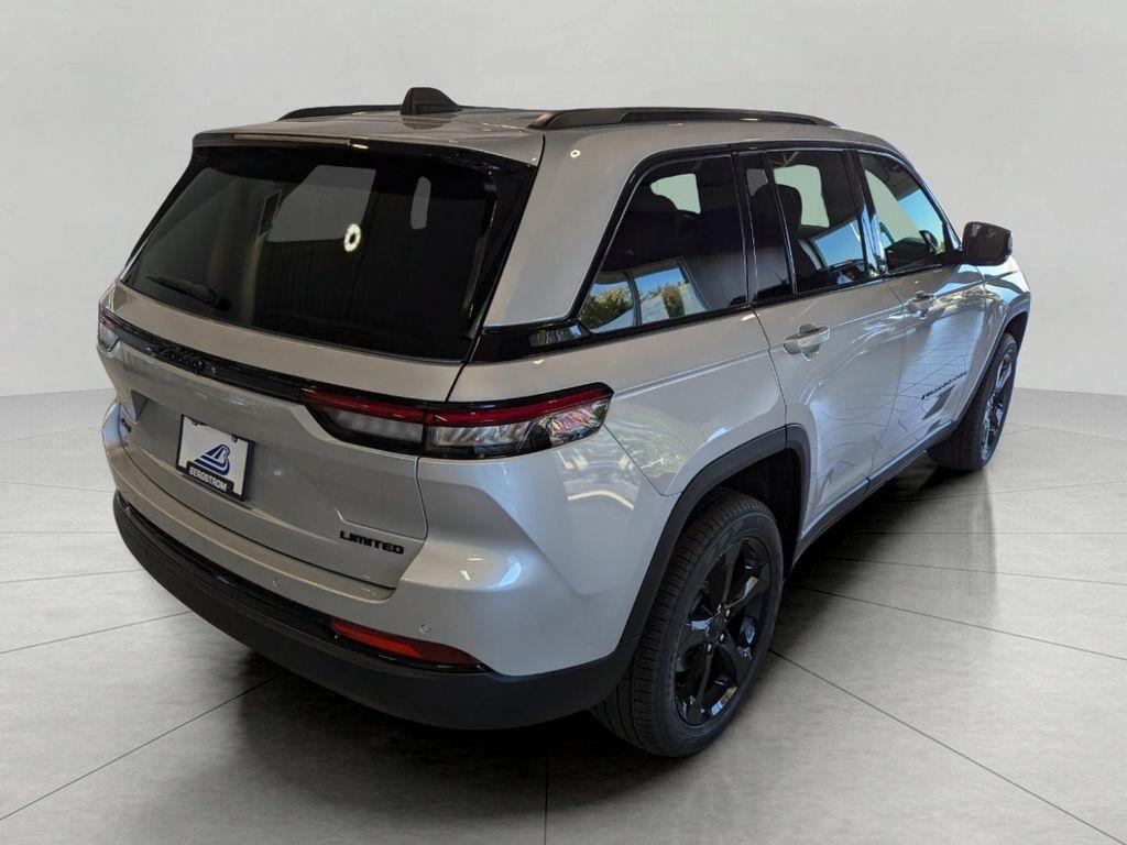 new 2025 Jeep Grand Cherokee car, priced at $47,725