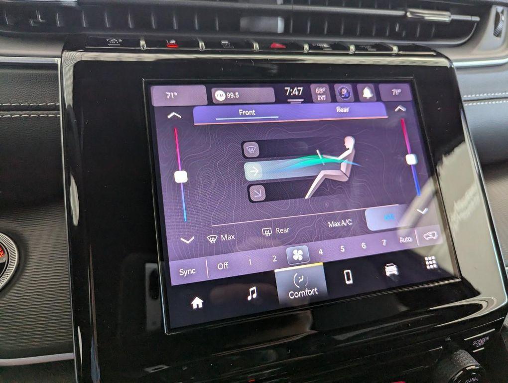 new 2025 Jeep Grand Cherokee L car, priced at $36,845