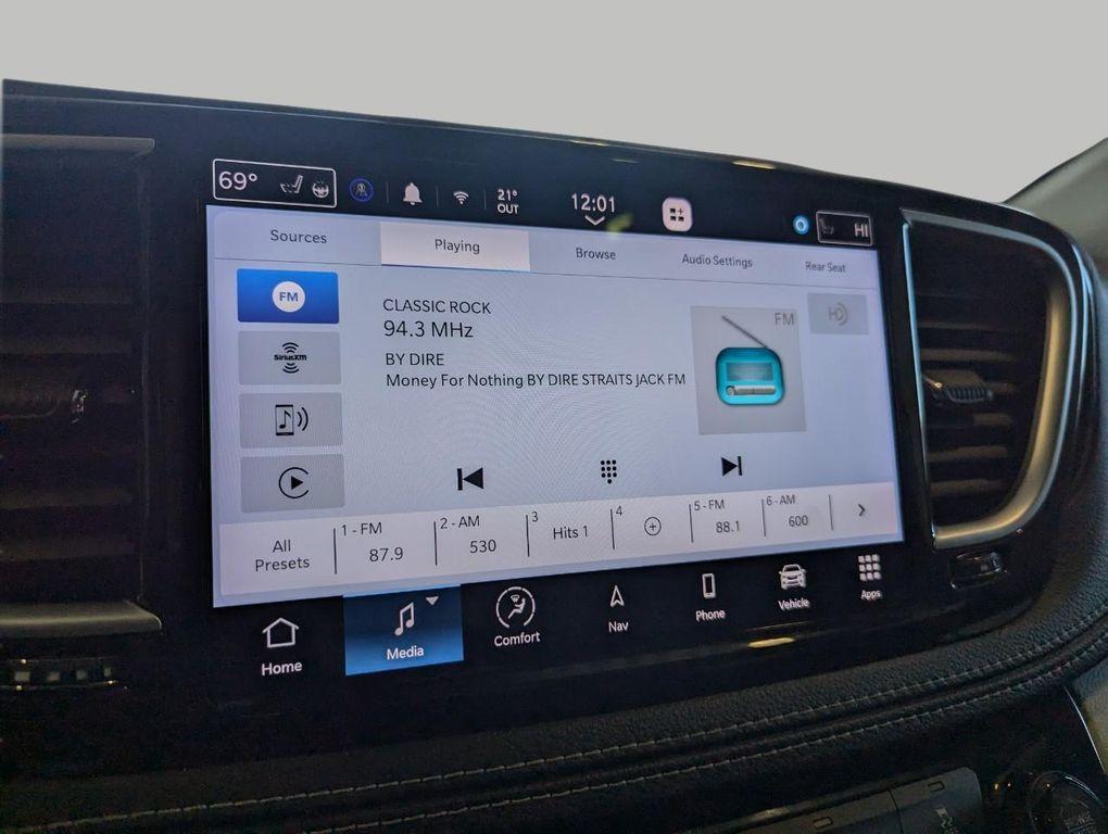 used 2023 Chrysler Pacifica Hybrid car, priced at $32,483