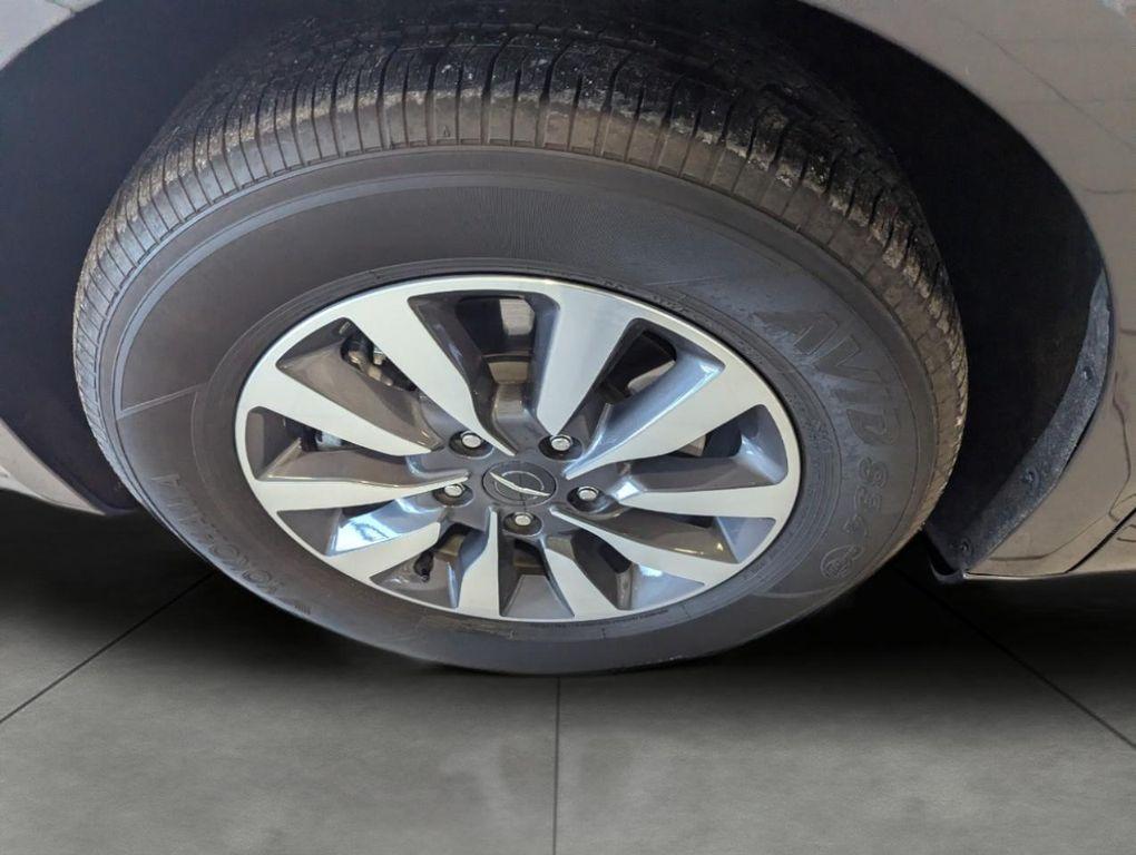 used 2023 Chrysler Pacifica Hybrid car, priced at $32,483