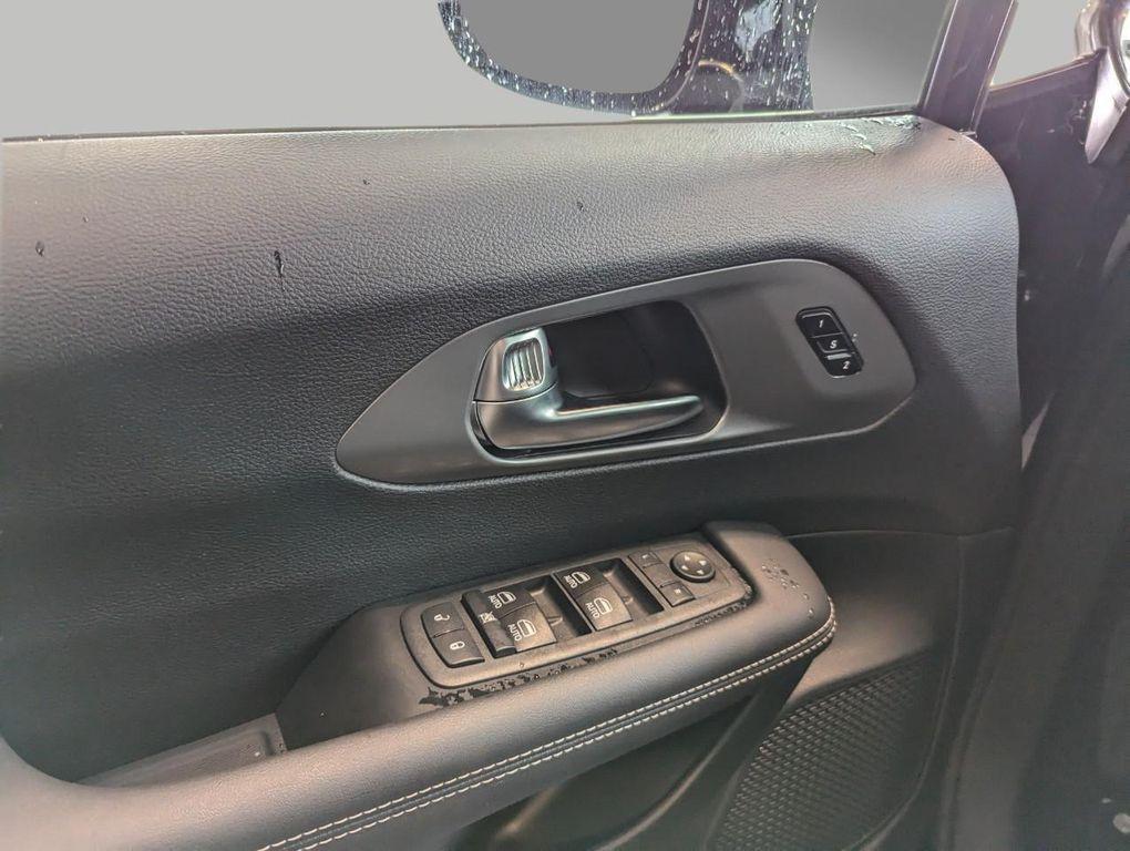 new 2026 Chrysler Pacifica car, priced at $38,445