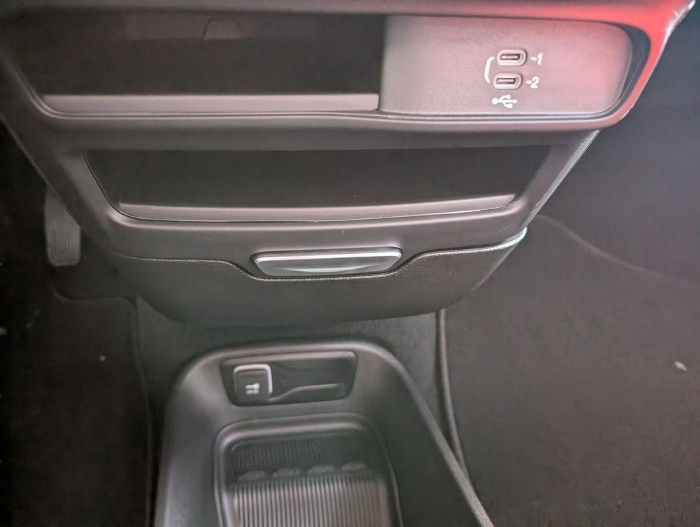 new 2026 Chrysler Pacifica car, priced at $38,445