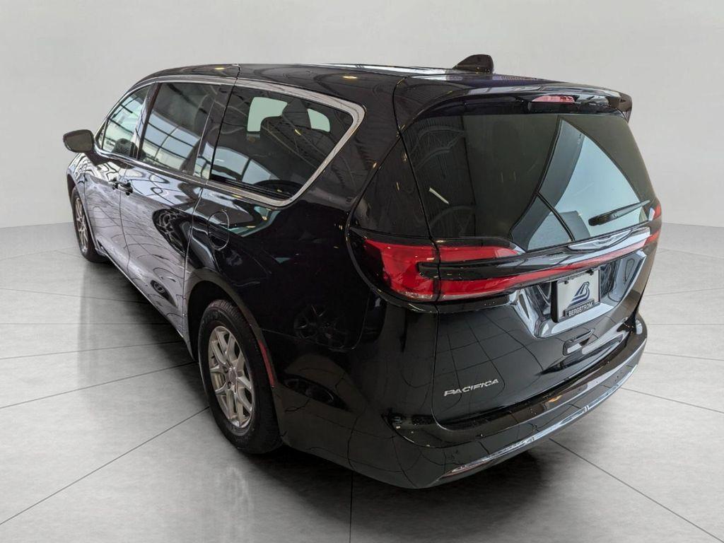 new 2026 Chrysler Pacifica car, priced at $38,445