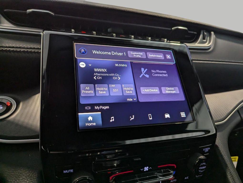 new 2025 Jeep Grand Cherokee car, priced at $36,935