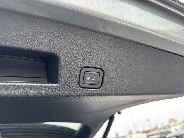 new 2026 Chevrolet Traverse car, priced at $59,519