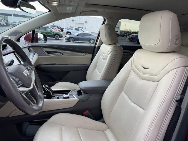 used 2023 Cadillac XT5 car, priced at $31,500