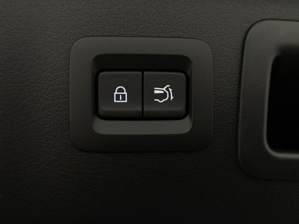 new 2025 Mazda CX-90 car, priced at $43,115