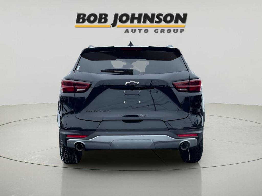 new 2025 Chevrolet Blazer car, priced at $36,913