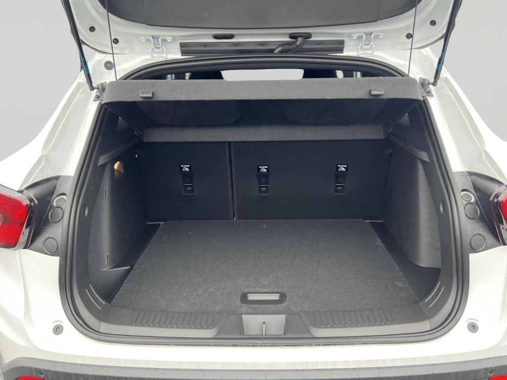 new 2026 Chevrolet Trax car, priced at $27,605