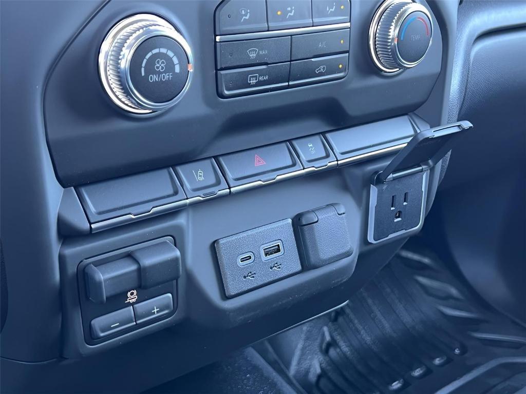 new 2025 GMC Sierra 3500 car, priced at $74,137