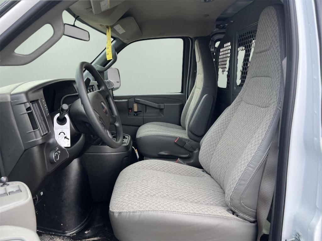 new 2026 GMC Savana 3500 car, priced at $52,268