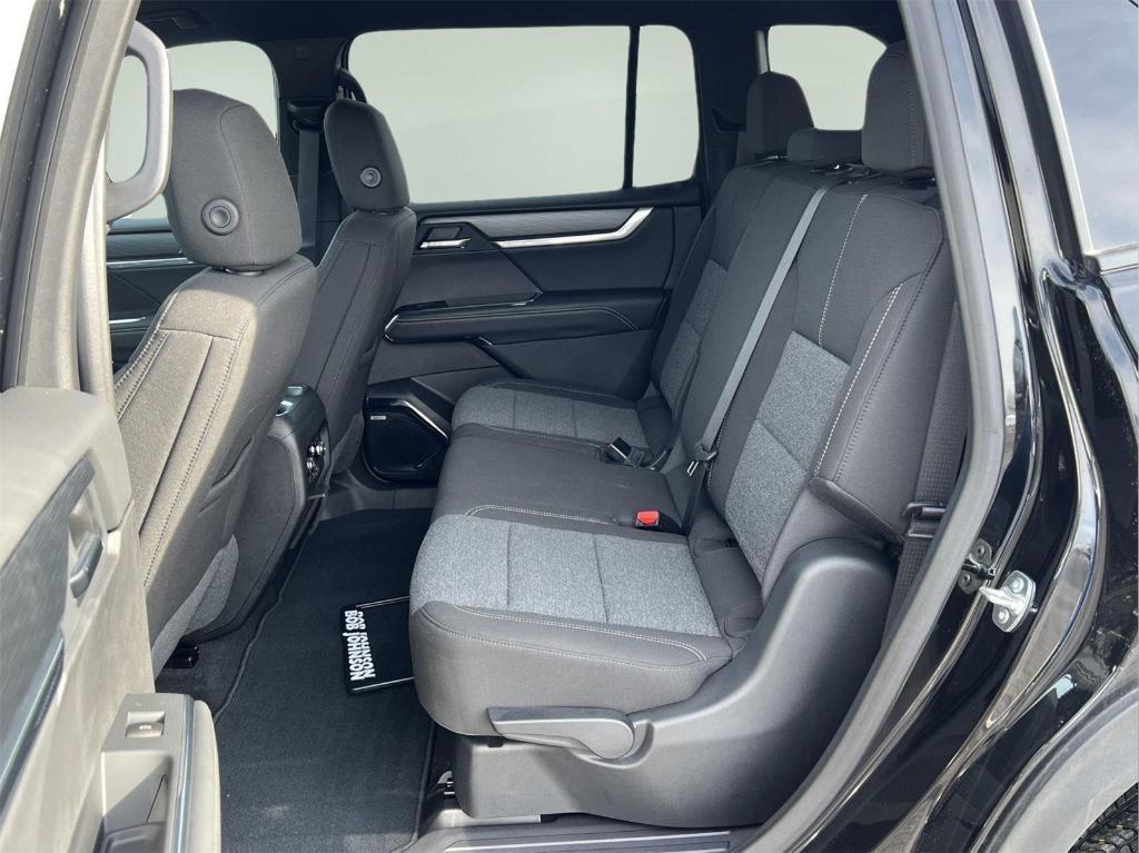 new 2025 GMC Acadia car, priced at $47,189