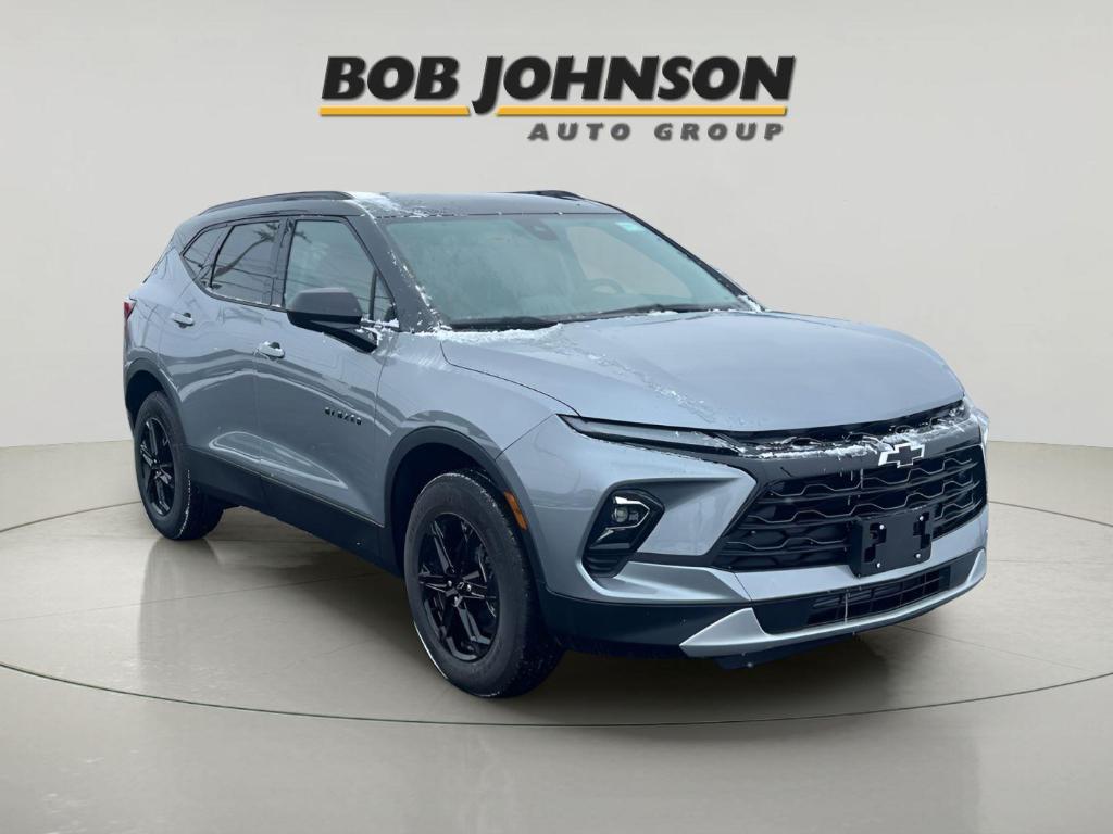 new 2025 Chevrolet Blazer car, priced at $37,503