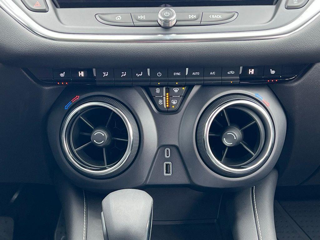 new 2025 Chevrolet Blazer car, priced at $37,503