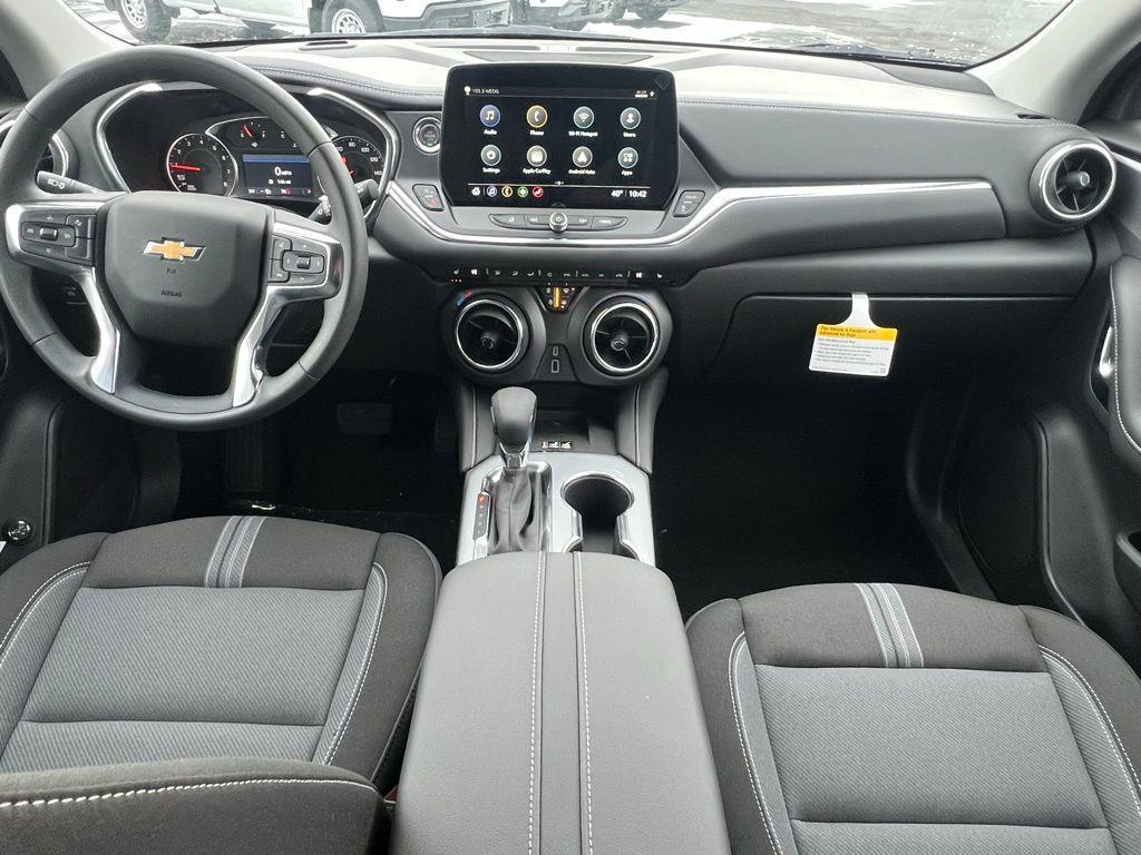 new 2025 Chevrolet Blazer car, priced at $39,855