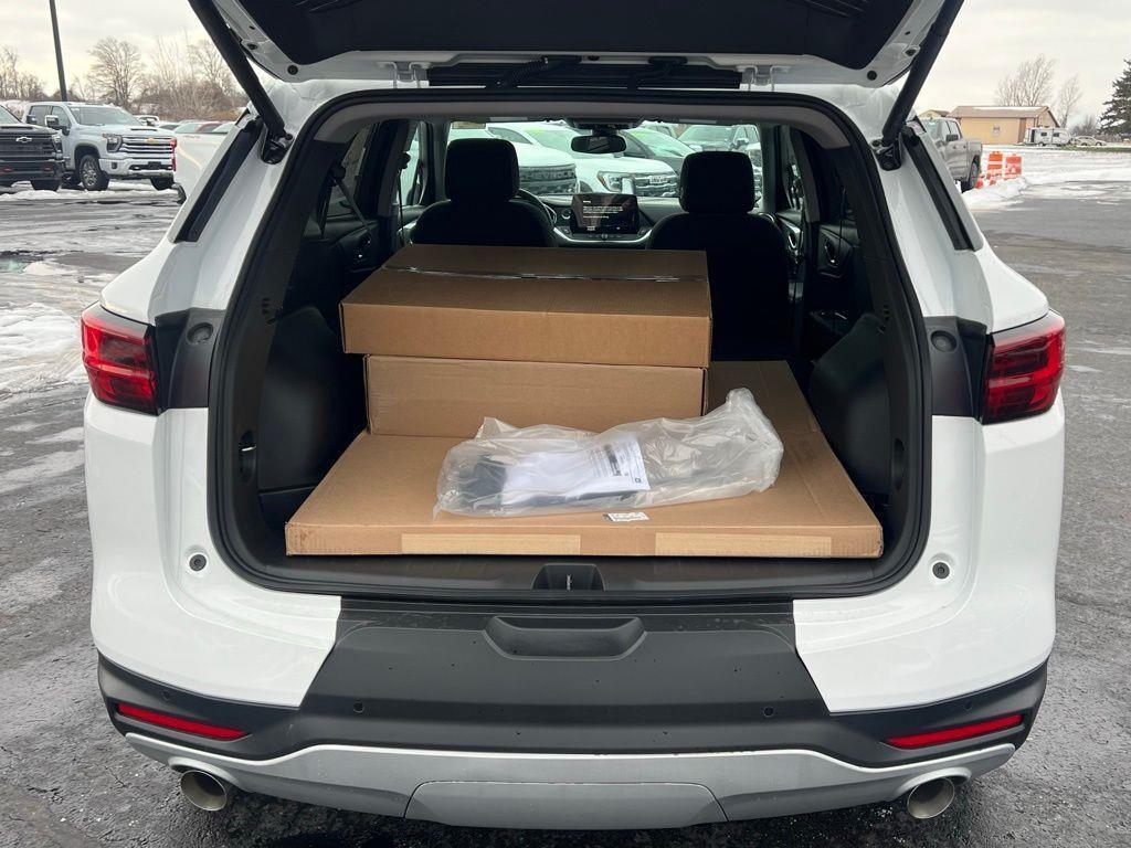 new 2025 Chevrolet Blazer car, priced at $39,855