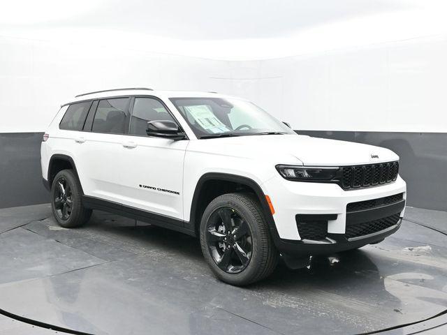 new 2025 Jeep Grand Cherokee L car, priced at $47,746