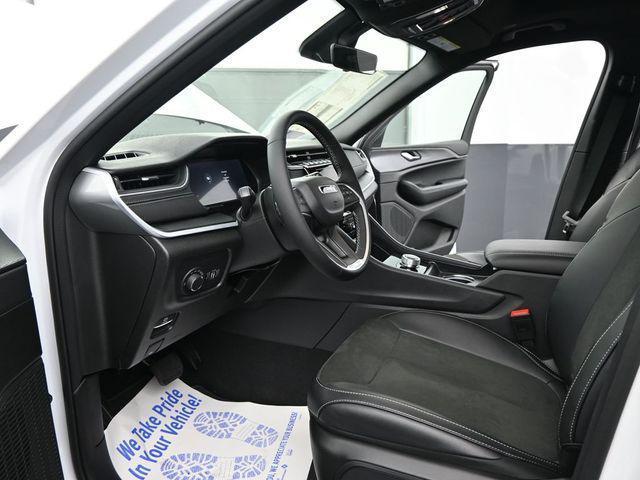 new 2025 Jeep Grand Cherokee L car, priced at $47,746