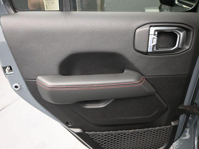 new 2025 Jeep Gladiator car, priced at $54,134