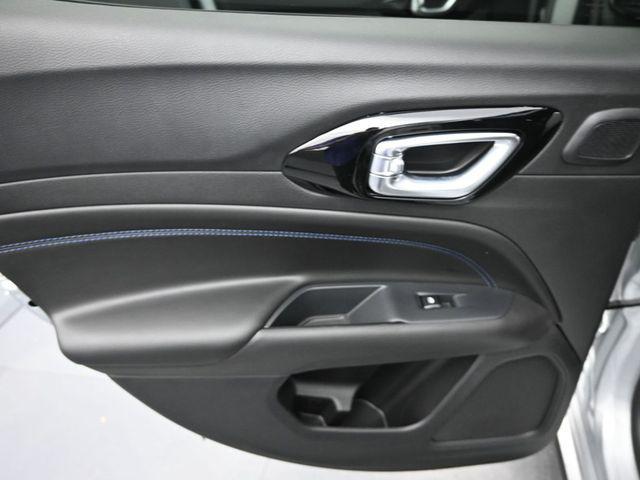 new 2025 Jeep Compass car, priced at $34,295