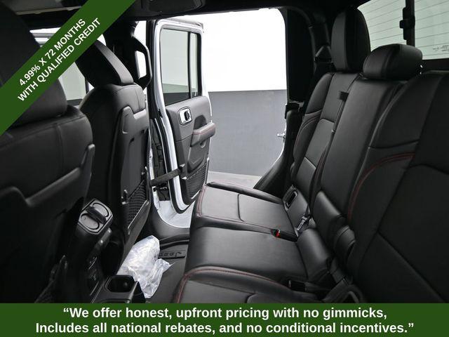 new 2025 Jeep Gladiator car, priced at $55,598