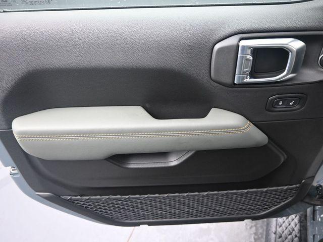 new 2026 Jeep Gladiator car, priced at $58,003