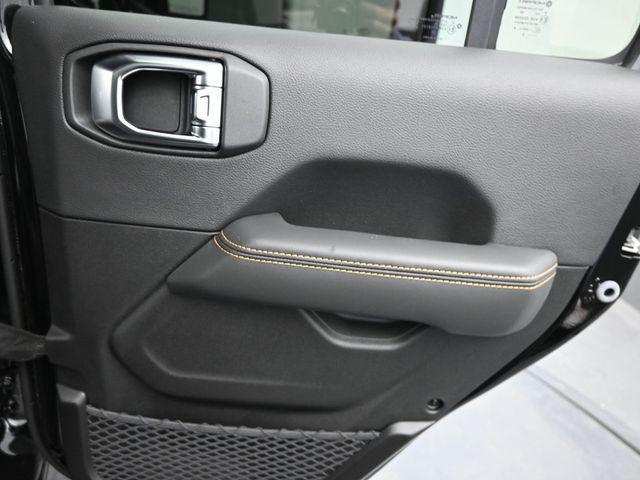 new 2025 Jeep Gladiator car, priced at $47,995