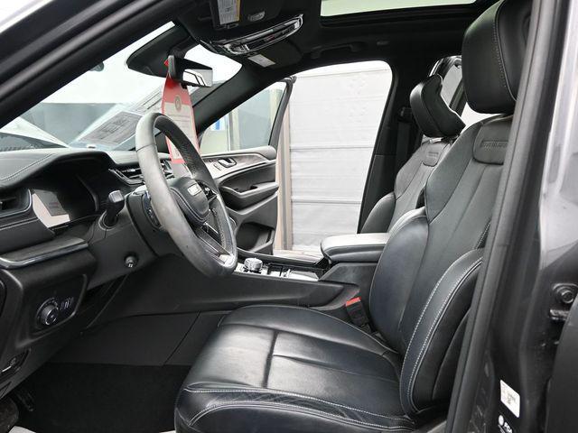 used 2023 Jeep Grand Cherokee car, priced at $39,349