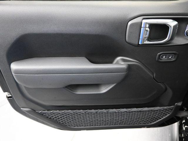 new 2025 Jeep Gladiator car, priced at $52,698