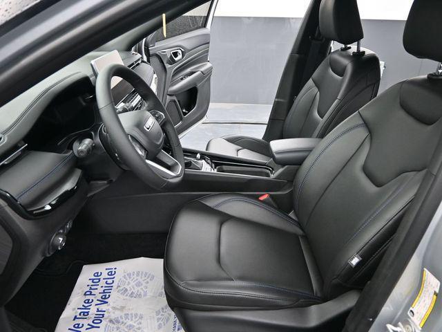 new 2025 Jeep Compass car, priced at $31,795