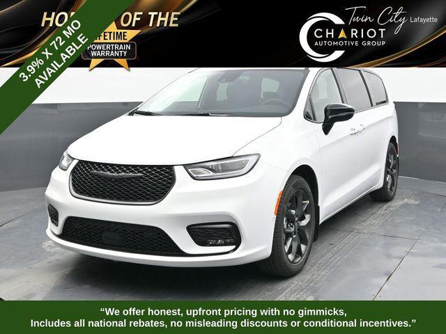 new 2026 Chrysler Pacifica car, priced at $48,618